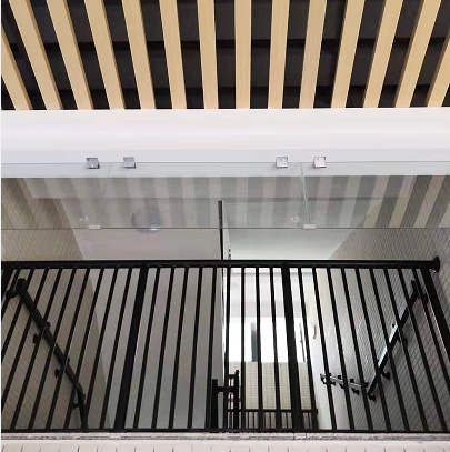 擋煙垂壁 擋煙垂壁